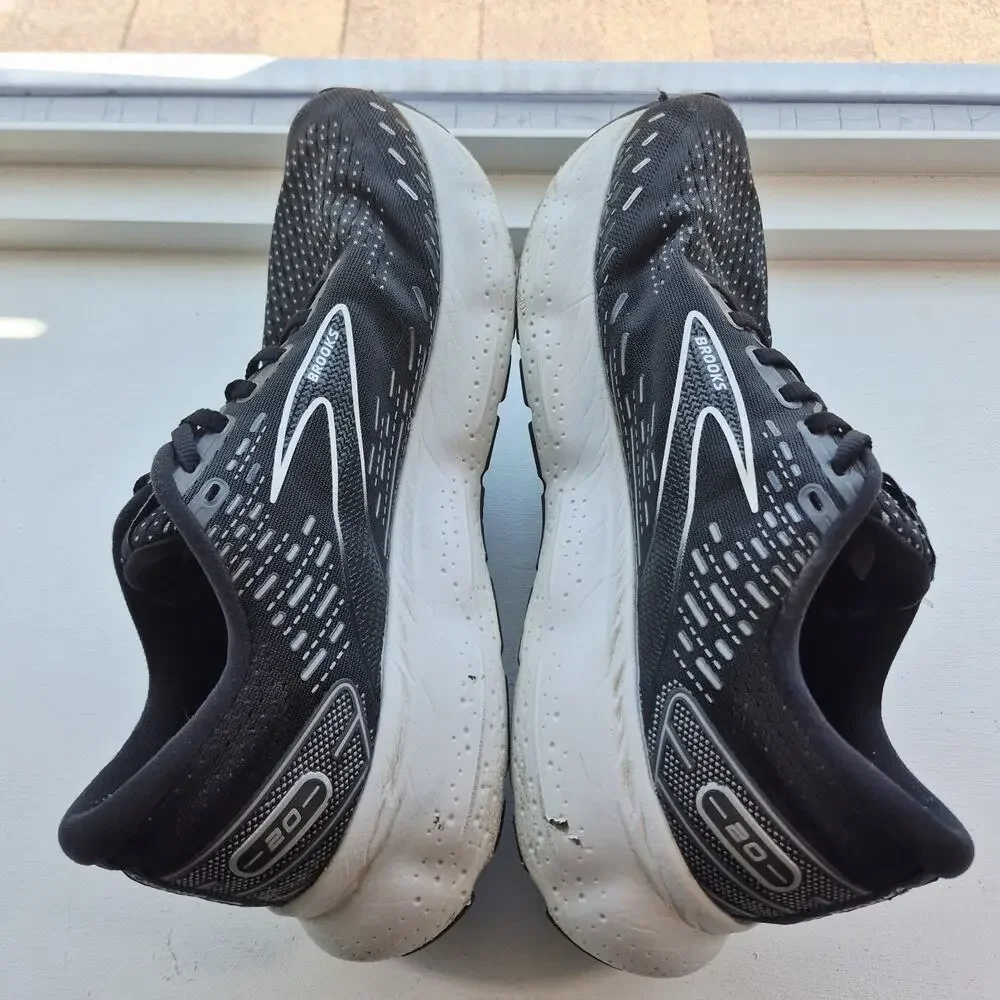 Brooks Glycerin 20 Men’s Size 10.5 D Black & White Running Training 1103821D059